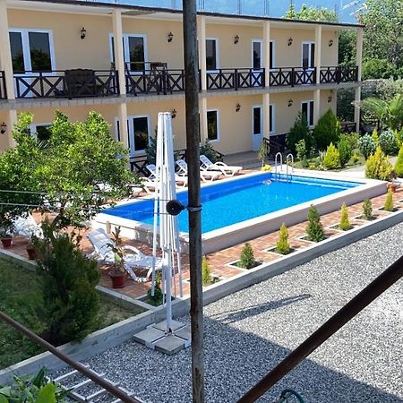 Guest House У Дедушки Самвела Alakhadze 외부 사진